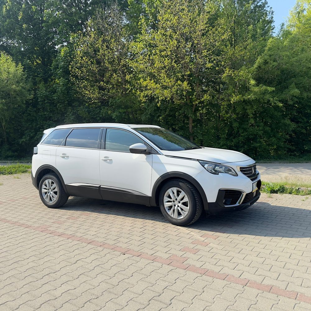 Peugeot 5008 II BlueHDI 130 Active Business-Paket 2018
