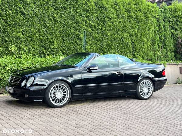 Mercedes-Benz CLK - 2