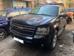 Dezmembrez Chevrolet Tahoe 5.4 benzina negru 2008 - 3