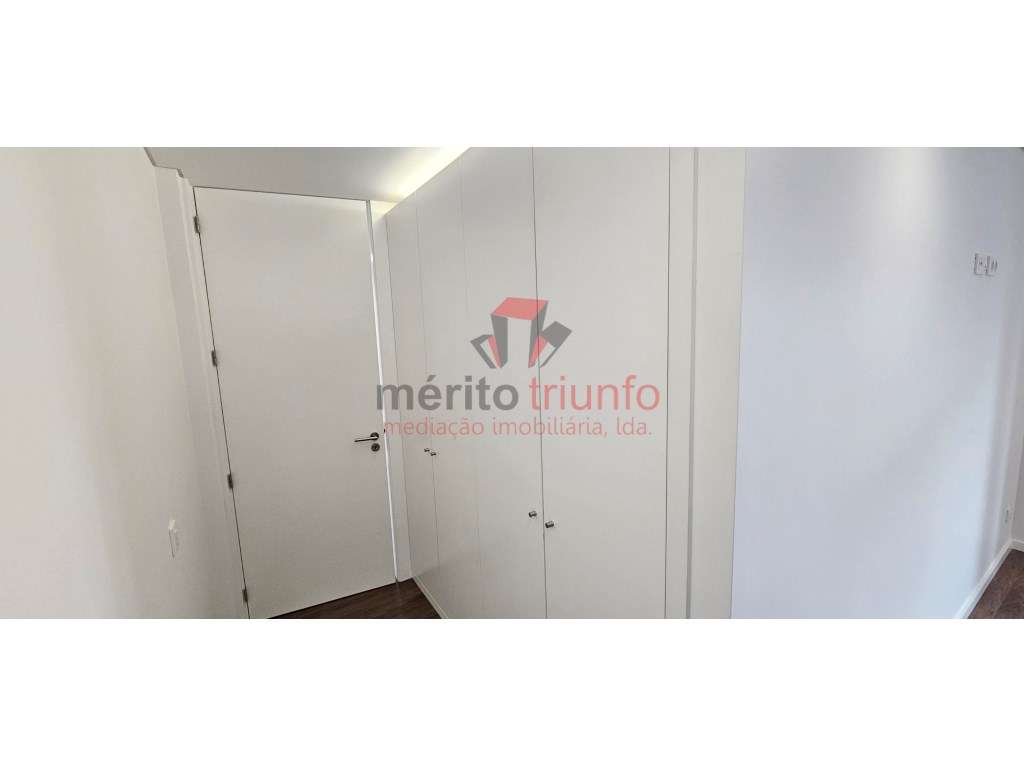Oferta Escritura e Registo- Apartamento T3 NOVO - Ramalde - Porto-31