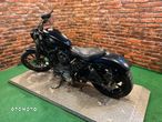 Harley-Davidson Sportster Iron 883 - 4