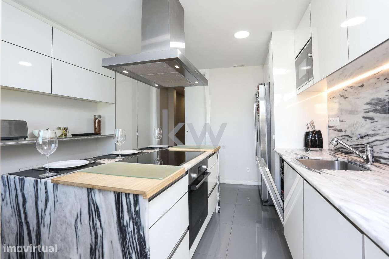 Espaçoso apartamento duplex T4+1,  com vista Rio, na Calçada da Ajuda. - Grande imagem: 4/38