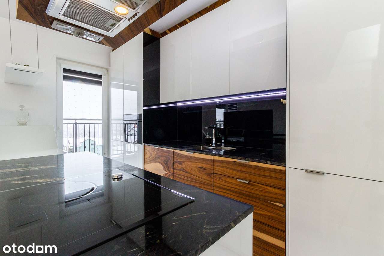 NIESAMOWITE studio z tarasem i miejscem postojowym - Pełny obrazek: 4/13