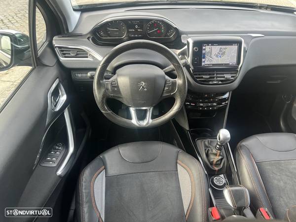 Peugeot 2008 1.2 PureTech Crossway - 21