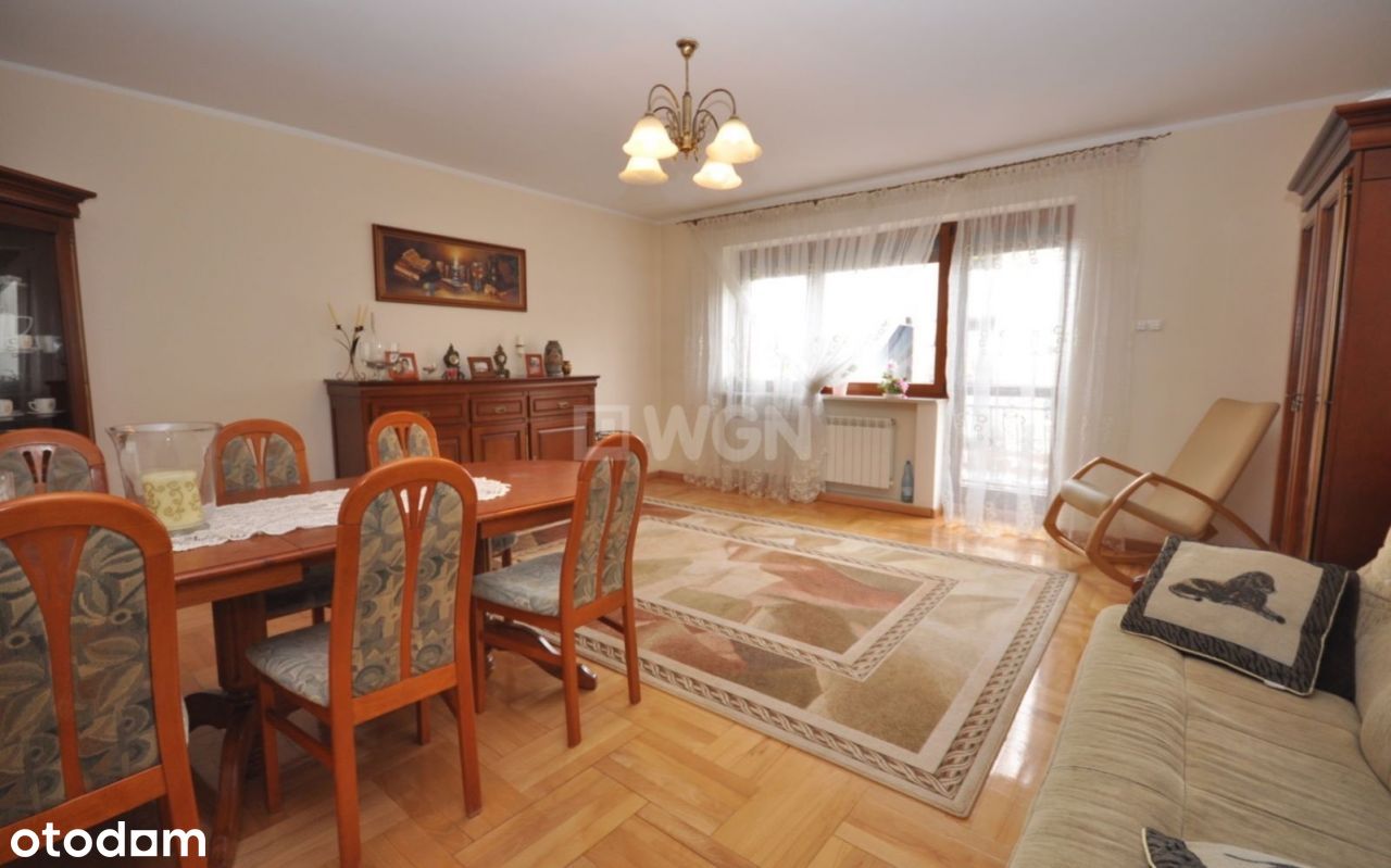 Mieszkanie, 94,76 m², Radomsko