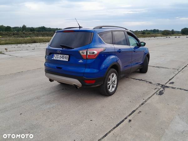 Ford Escape 2.0 EcoBoost AWD Titanium - 3