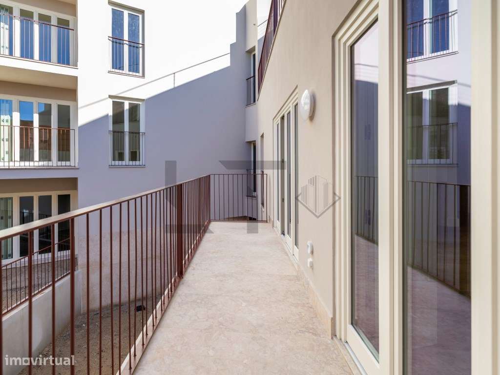 Apartamento T3 com Garagem para Venda junto à Av. da Liberdade, Lisboa - Grande imagem: 5/26