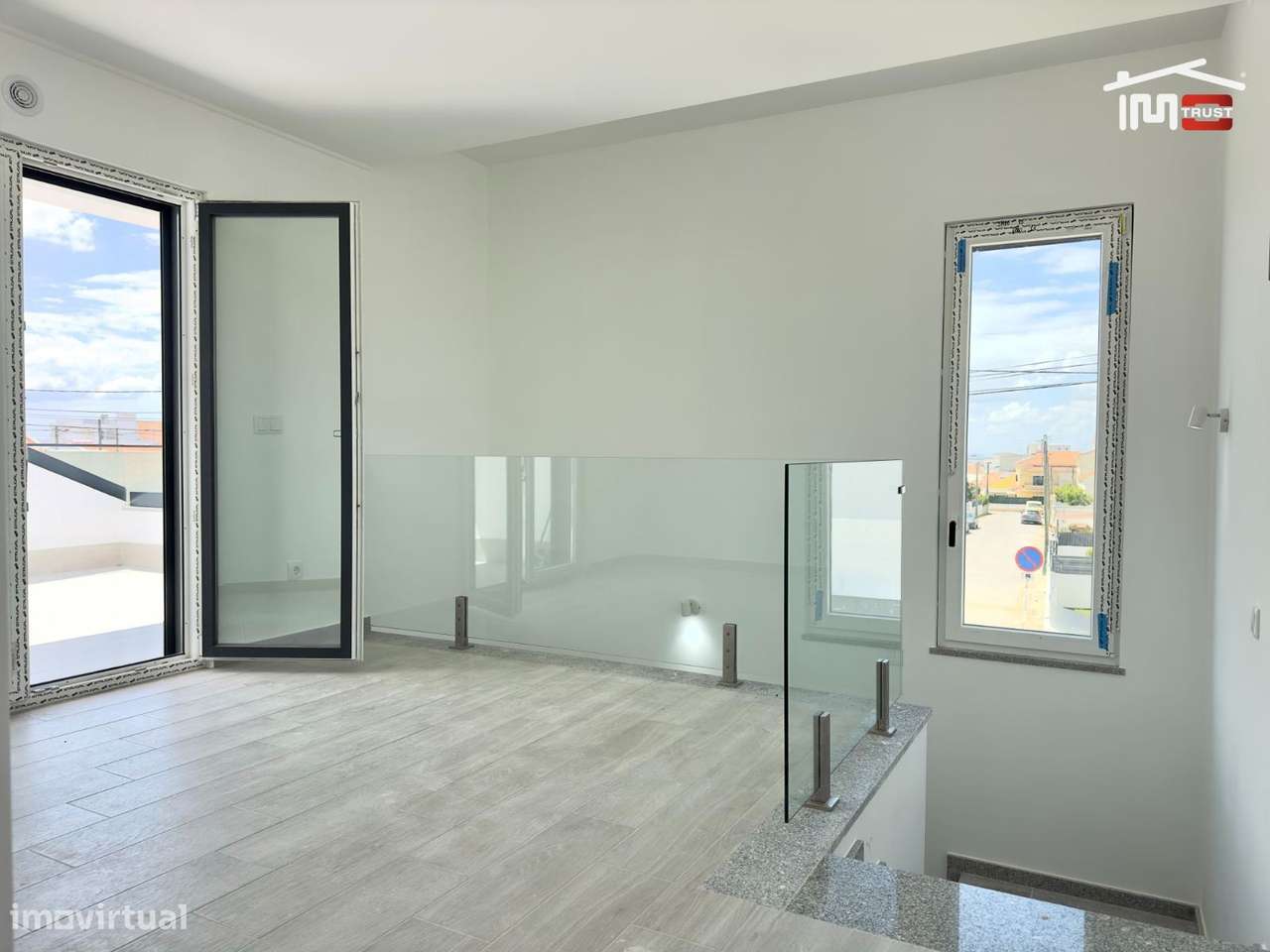 Incrível Moradia T4-12