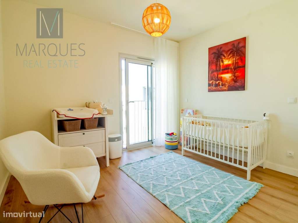 Apartamento T2+1 Duplex em condomínio fechado na Quinta da Trindade...-13