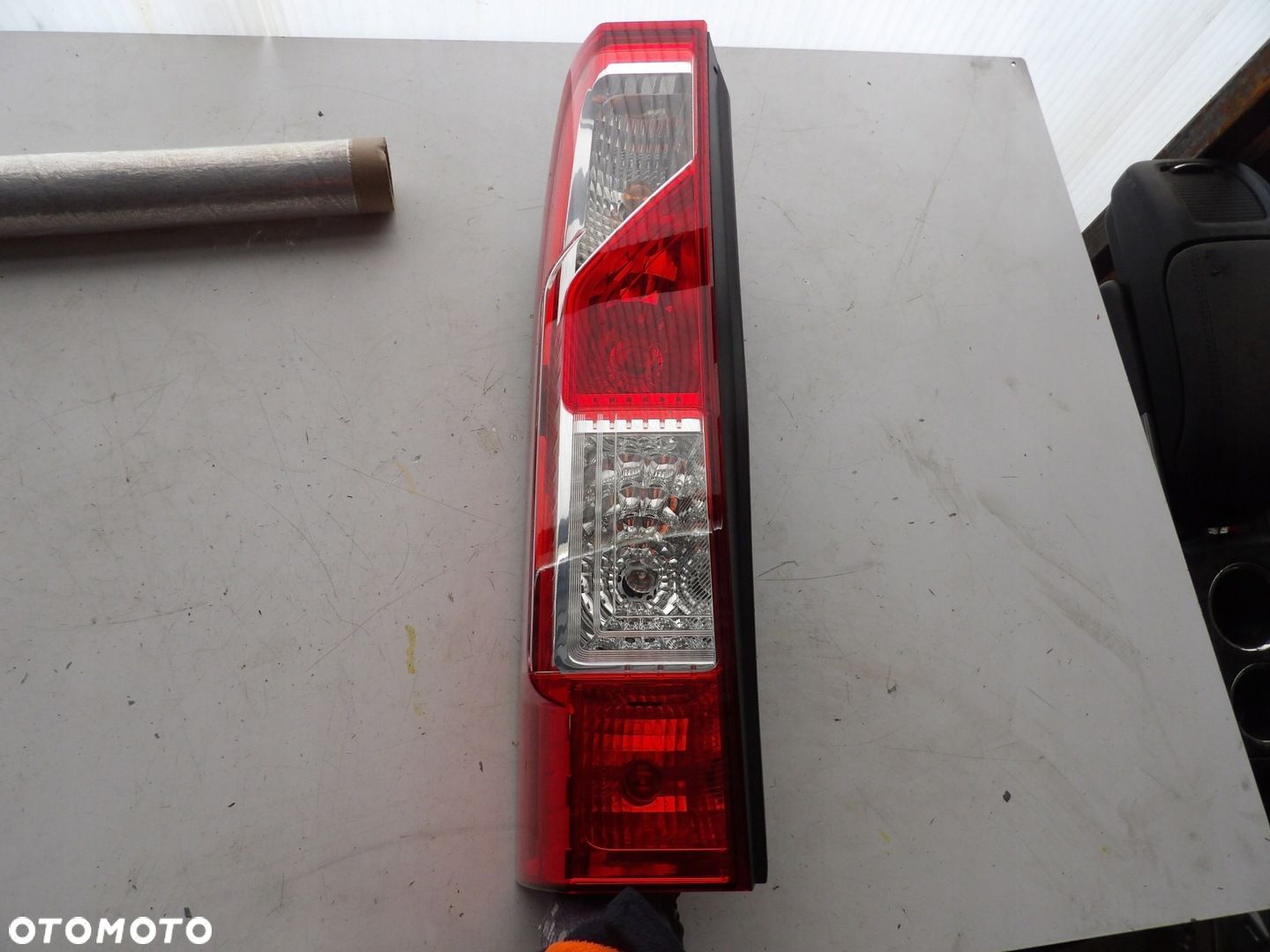 LAMPA TYŁ TYLNA LEWA RENAULT MASTER 265550023R - 1