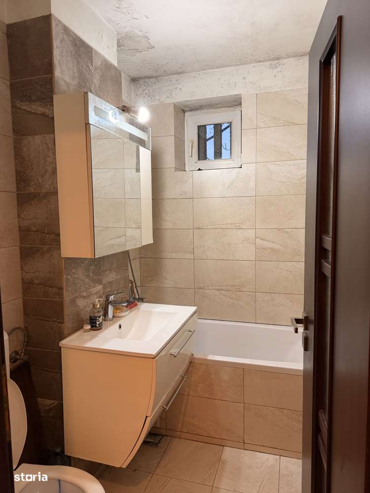 Apartament cu 4 camere, 80 mp, în bloc de cărămidă-11