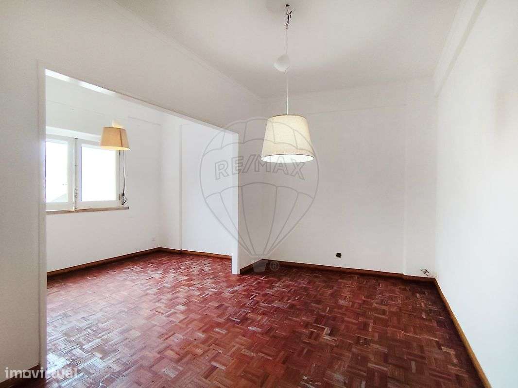 Apartamento T2 para arrendamento - Grande imagem: 4/11