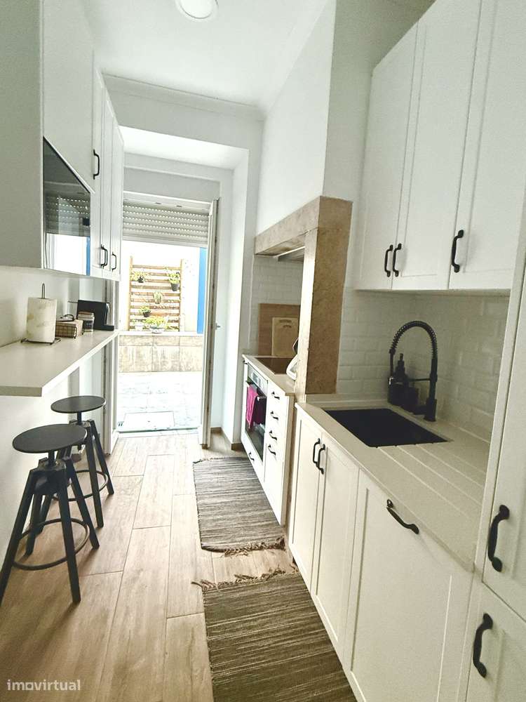 Apartamento T2 à venda na Rua Prior Coutinho, 51 - Grande imagem: 5/10