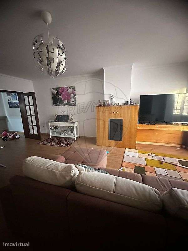 Moradia T4 para venda - Grande imagem: 3/6