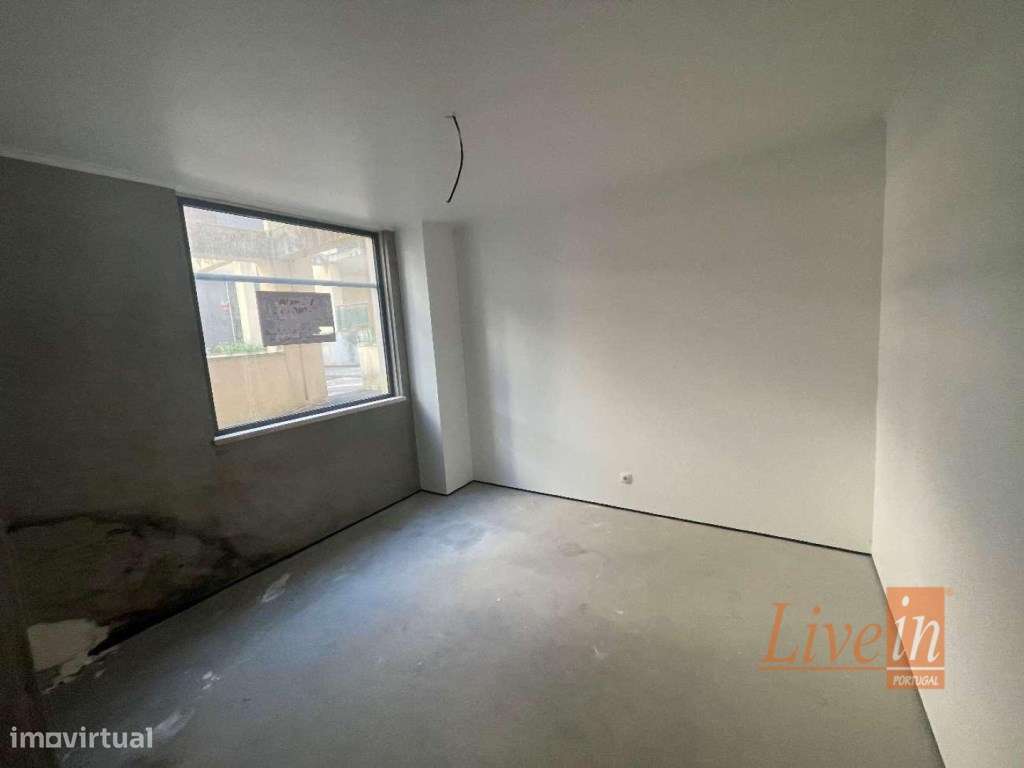 Loja na Quinta do Conventinho em Loures - Grande imagem: 5/8