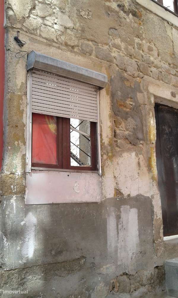 Moradia Ruina - Baixa Porto - Grande imagem: 3/6