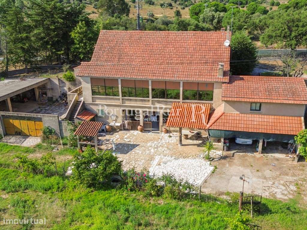 Quinta T4 e Estudio em 13 hectares de terreno - Grande imagem: 4/60