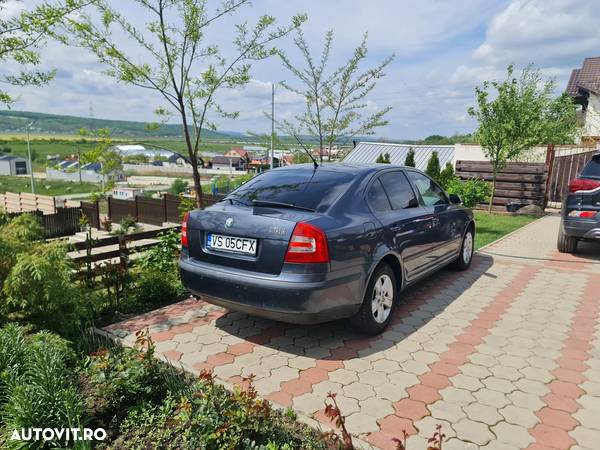 Skoda Octavia 1.9 TDI Ambiente - 2