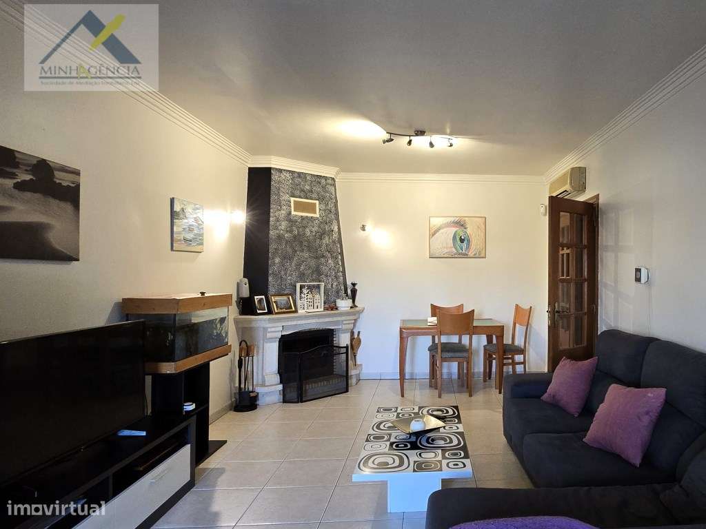 Apartamento T3 com garagem de 45 m2 em Setúbal-0