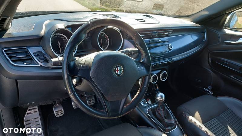 Alfa Romeo Giulietta 1750 TBi Quadrifoglio Verde - 15