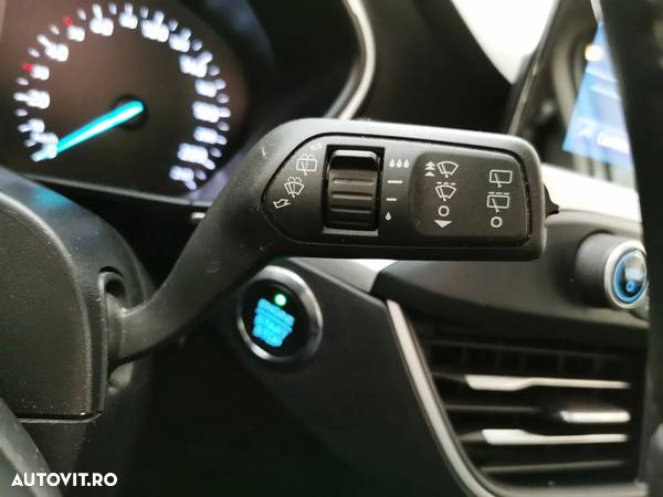 Ford Focus Turnier 1.5 EcoBlue Start-Stopp-System COOL&CONNECT - 24