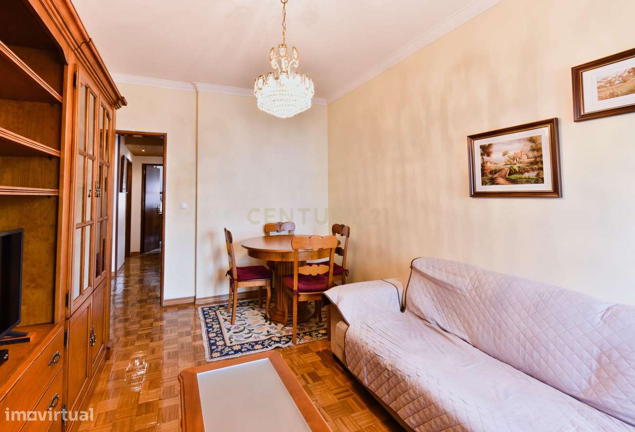Apartamento T2 na Amadora-3