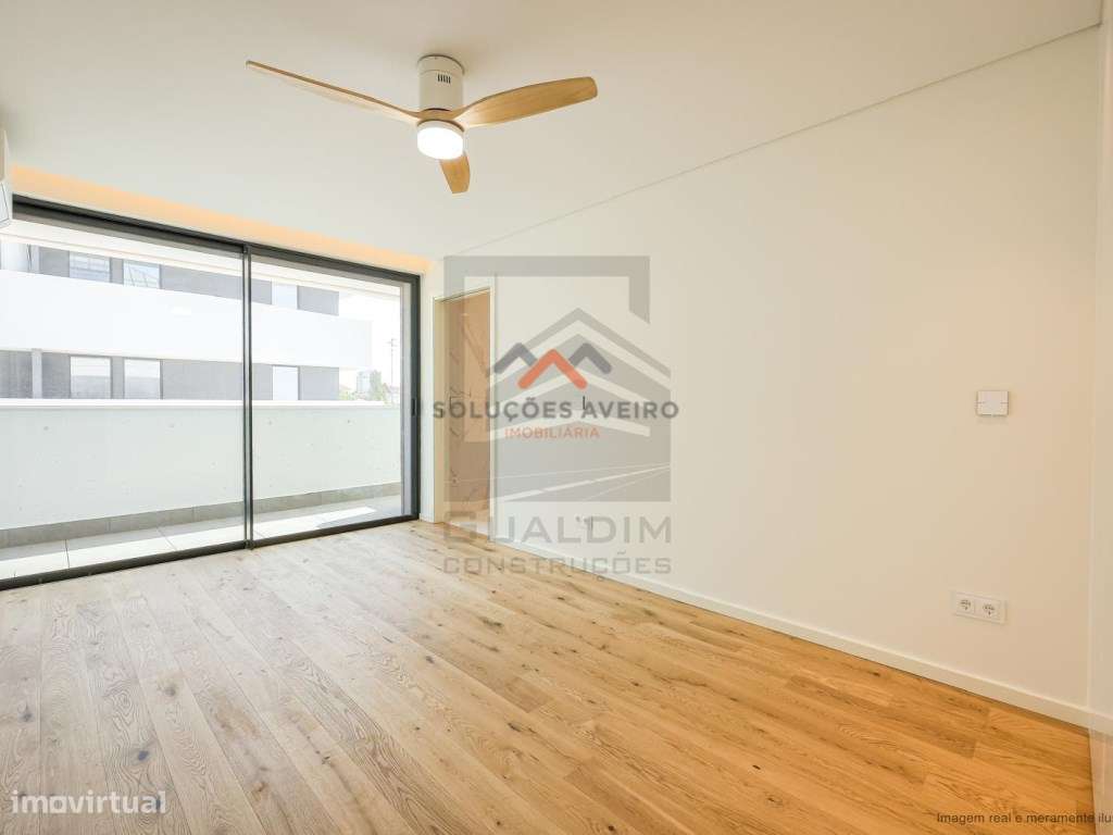 Apartamento T2+ Terraço Implex em Aveiro!-40