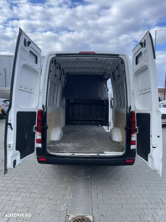 Hyundai H350 2.5 CRDi Van - 15