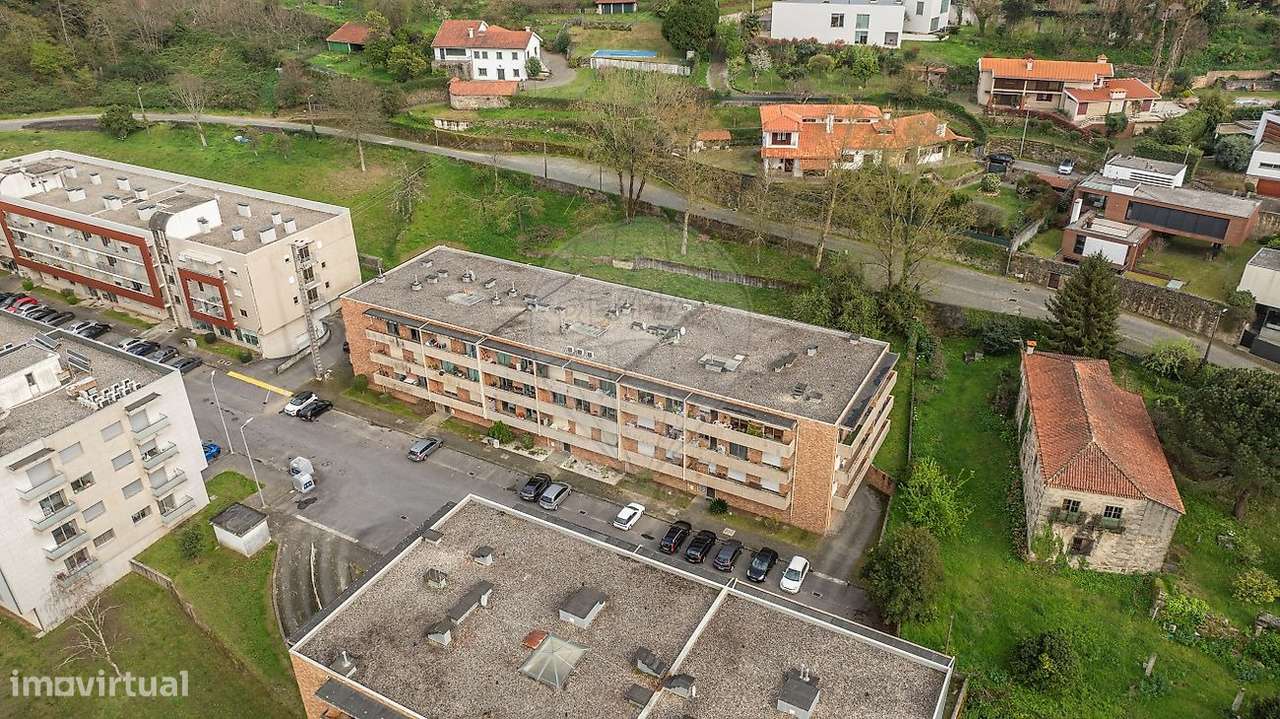 Apartamento T2 em Tenões-19