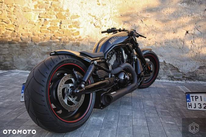 Harley-Davidson V-Rod Night Rod - 2