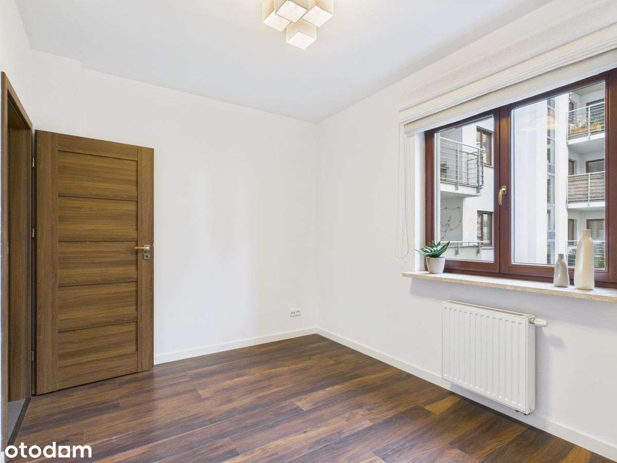 Dwustronne I 3 Pokoje I Loggia I Garaż-12