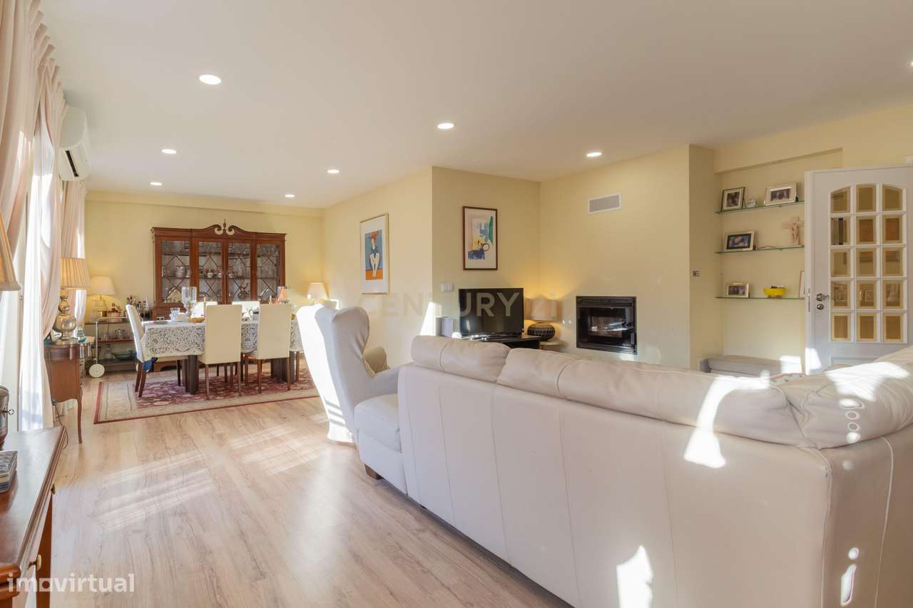 Apartamento 5 Quartos,  remodelado, com Vista desafogada na Charneca d - Grande imagem: 4/44