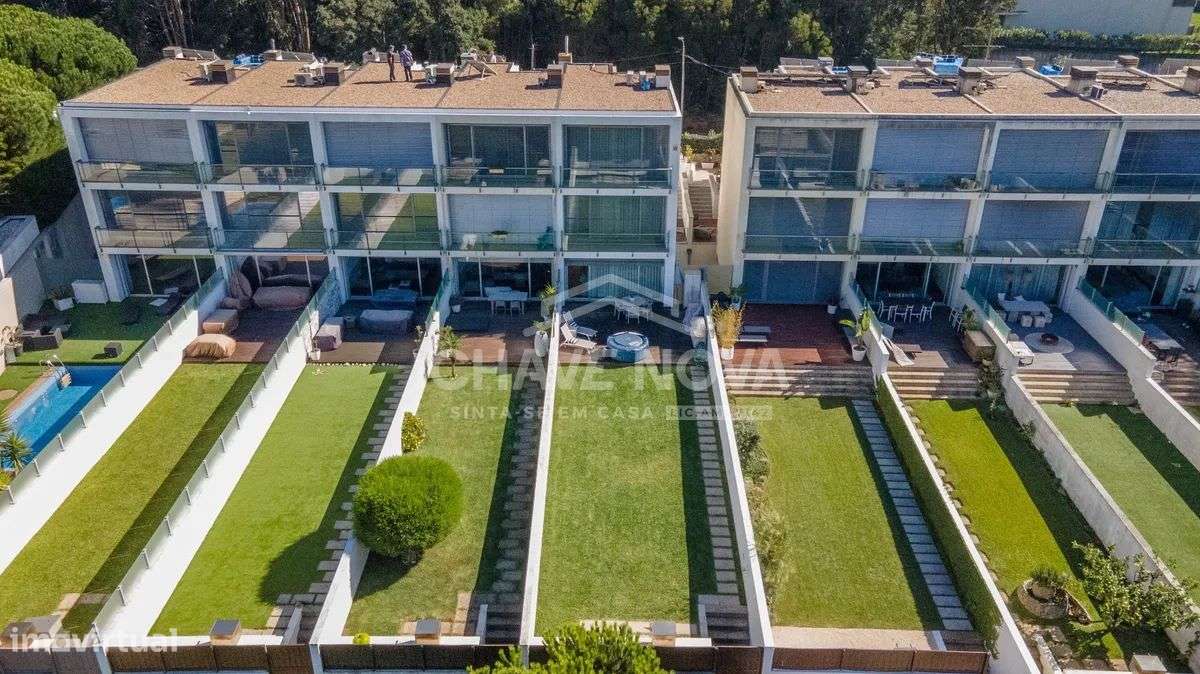 Moradia T3 com 4 casas de banho e piscina na Madalena-44