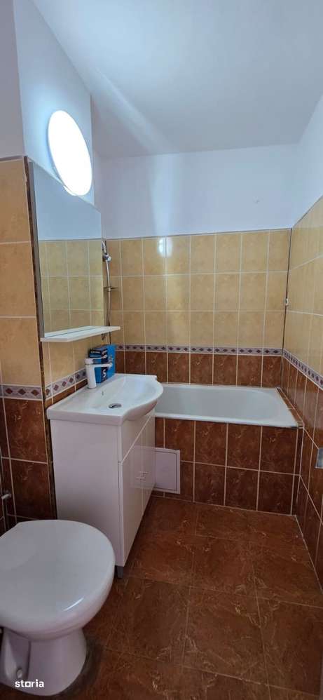Central- 2 camere – Str. Miron Costin Bacau  Locatie excelenta-3