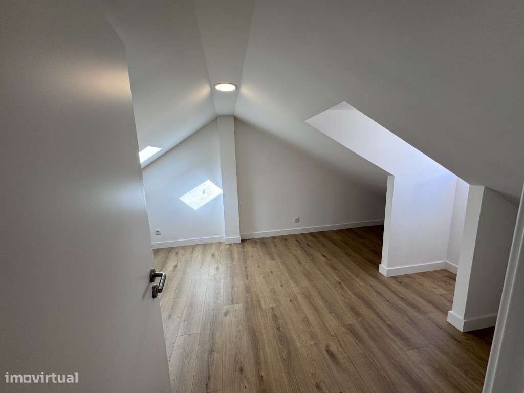 Apartamento para arrendar na Rua das Gaivotas 11, Misericórdia - Grande imagem: 5/8