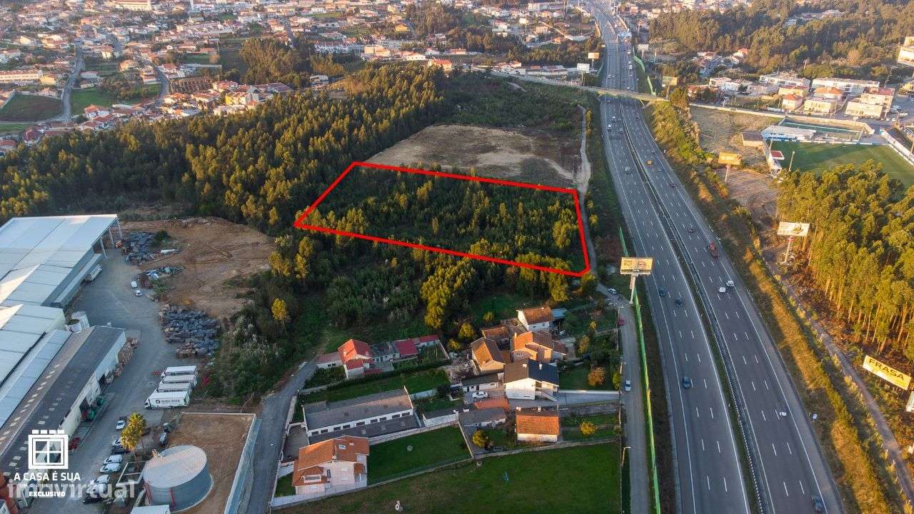 Terreno Industrial com 12.760 m2 em Nogueira Regedoura, SMF - Grande imagem: 5/12