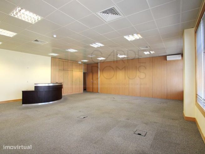 Escritórios com 780 m² na Quinta da Beloura-14