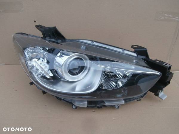 LAMPA PRAWA REFLEKTOR PRAWY MAZDA CX5 ZWYKŁA - 2