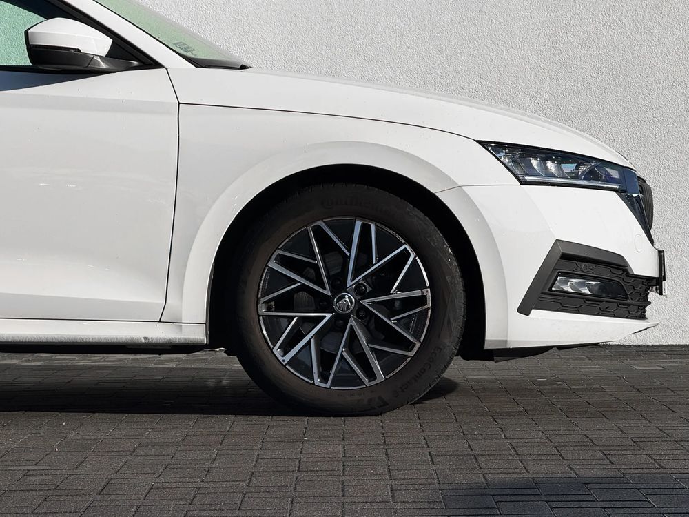 Skoda Octavia 1.5 TSI ACT Ambition 150 KM — zdjęcie 4