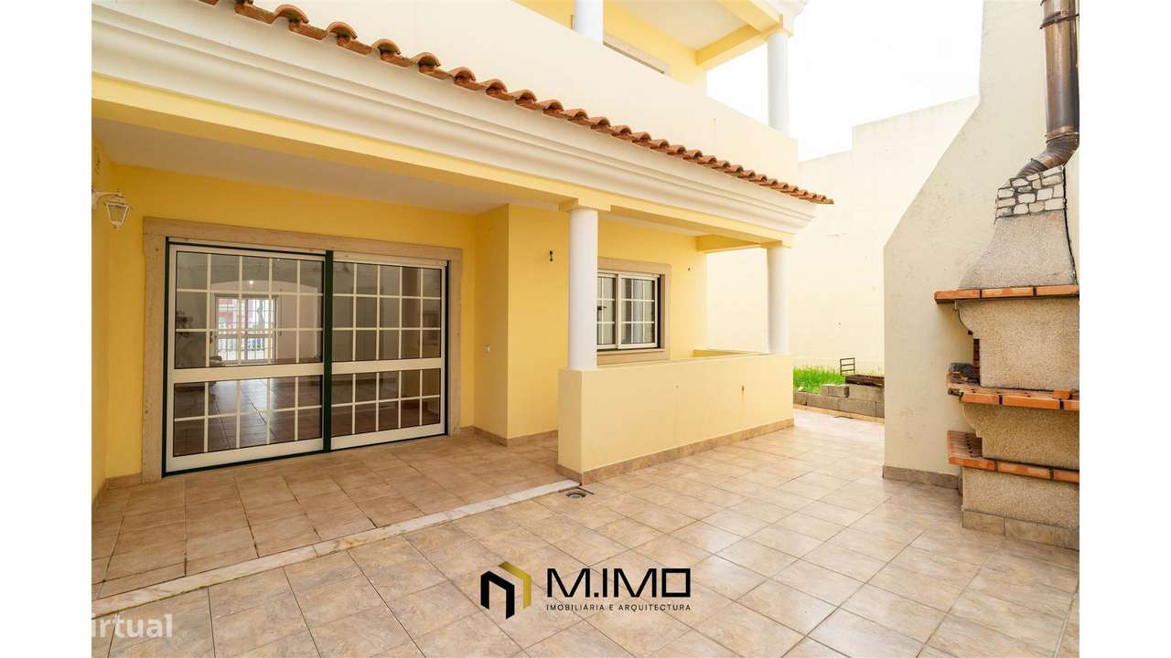 Moradia M3 com Vista Mar e Terraço Panorâmico – A 5 Minutos da Praia-22