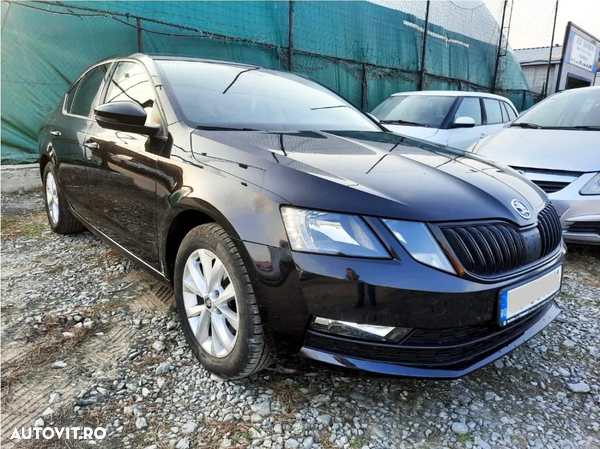 Skoda Octavia - 1