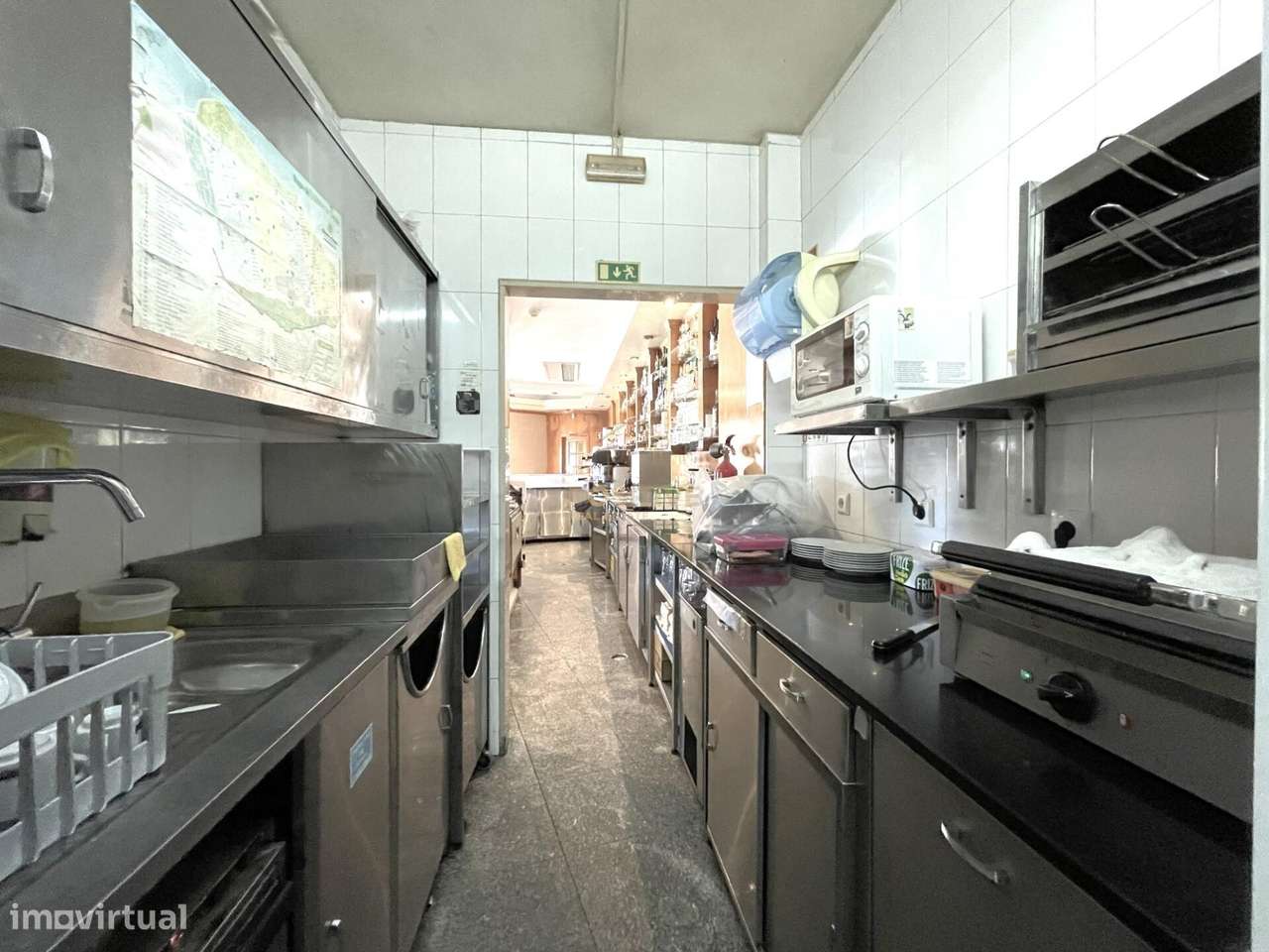 Loja com Café/Pastelaria em Funcionamento junto ao Pingo Doce — Quinta-23