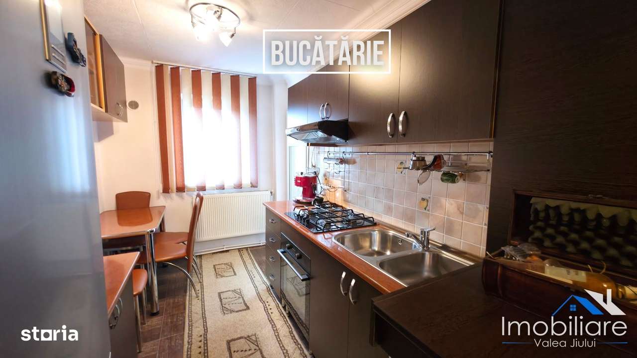 Apartament 2 camere decomandate – Vulcan, Str. Jiului - Imagine principală: 3/11