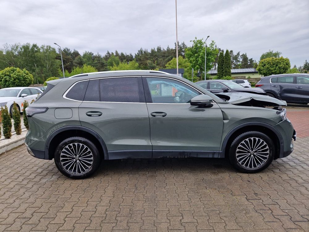 Volkswagen Tiguan III 1.5 TSI EVO Elegance DSG 2024