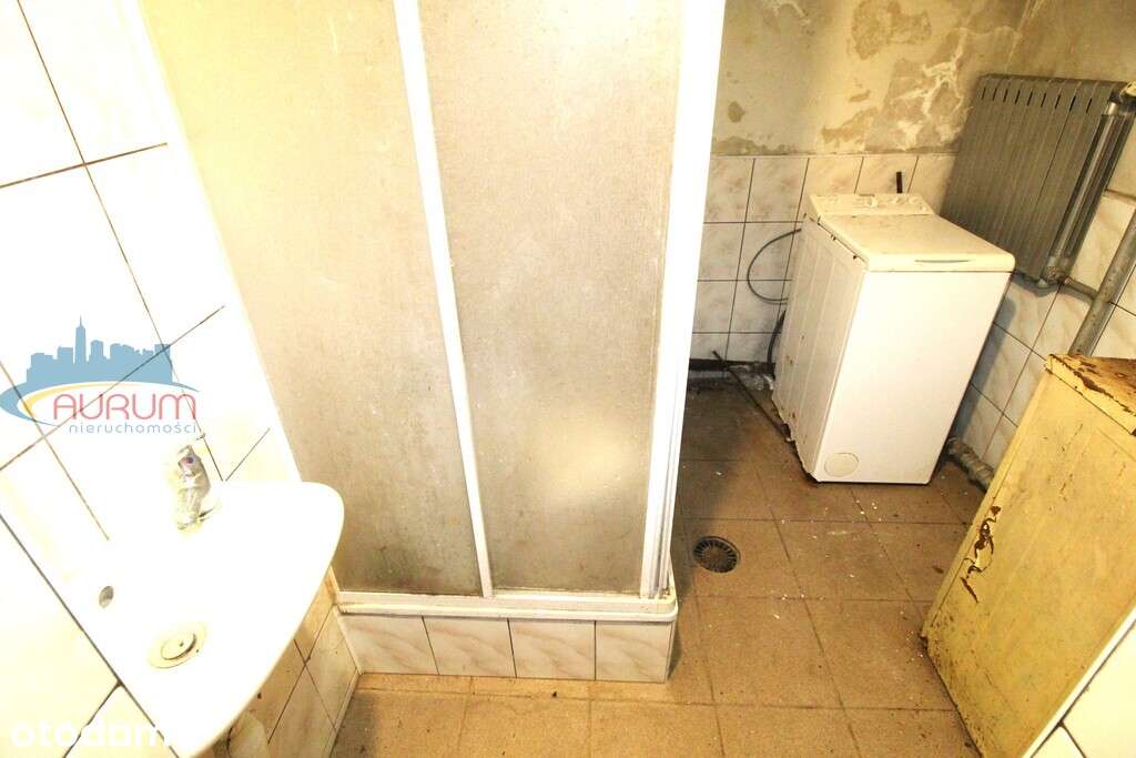 DOM WOLNOSTOJACY W DZIELNICY ŻARY - KUNICE-10