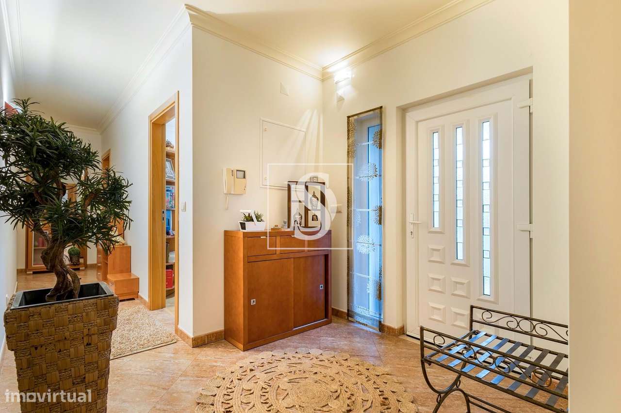 Quinta de Charme em Palmela com Moradia T6, Piscina e Vinha - Grande imagem: 4/36