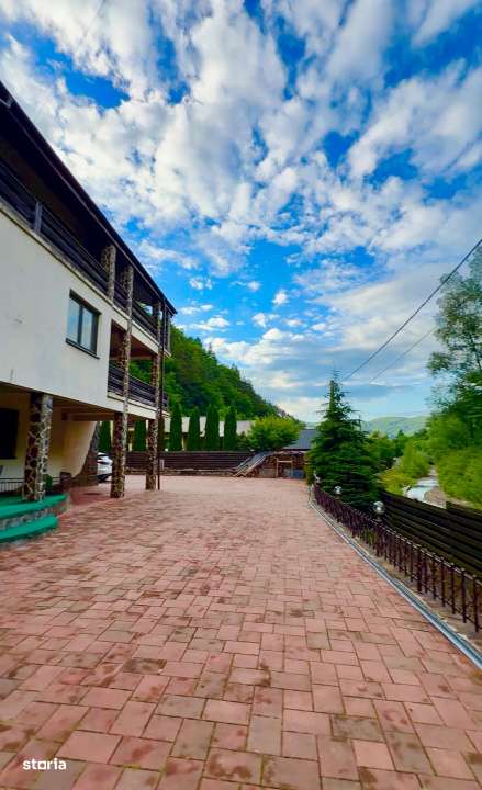 Casa de vacanta sau pensiune | Batca Doamnei | Teren in natura - Imagine principală: 3/16