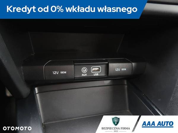 Kia Ceed - 24