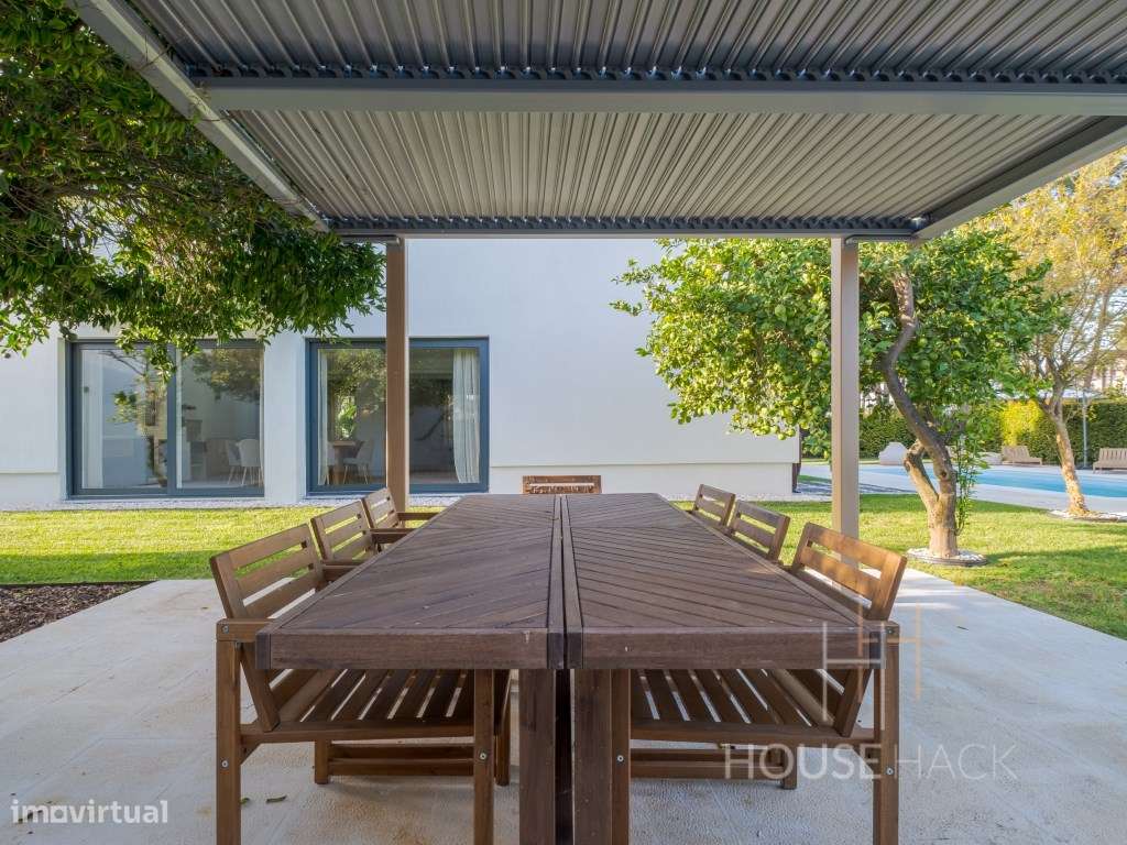 Moradia isolada T6 com Piscina | Aroeira Central | 4 Suites-39