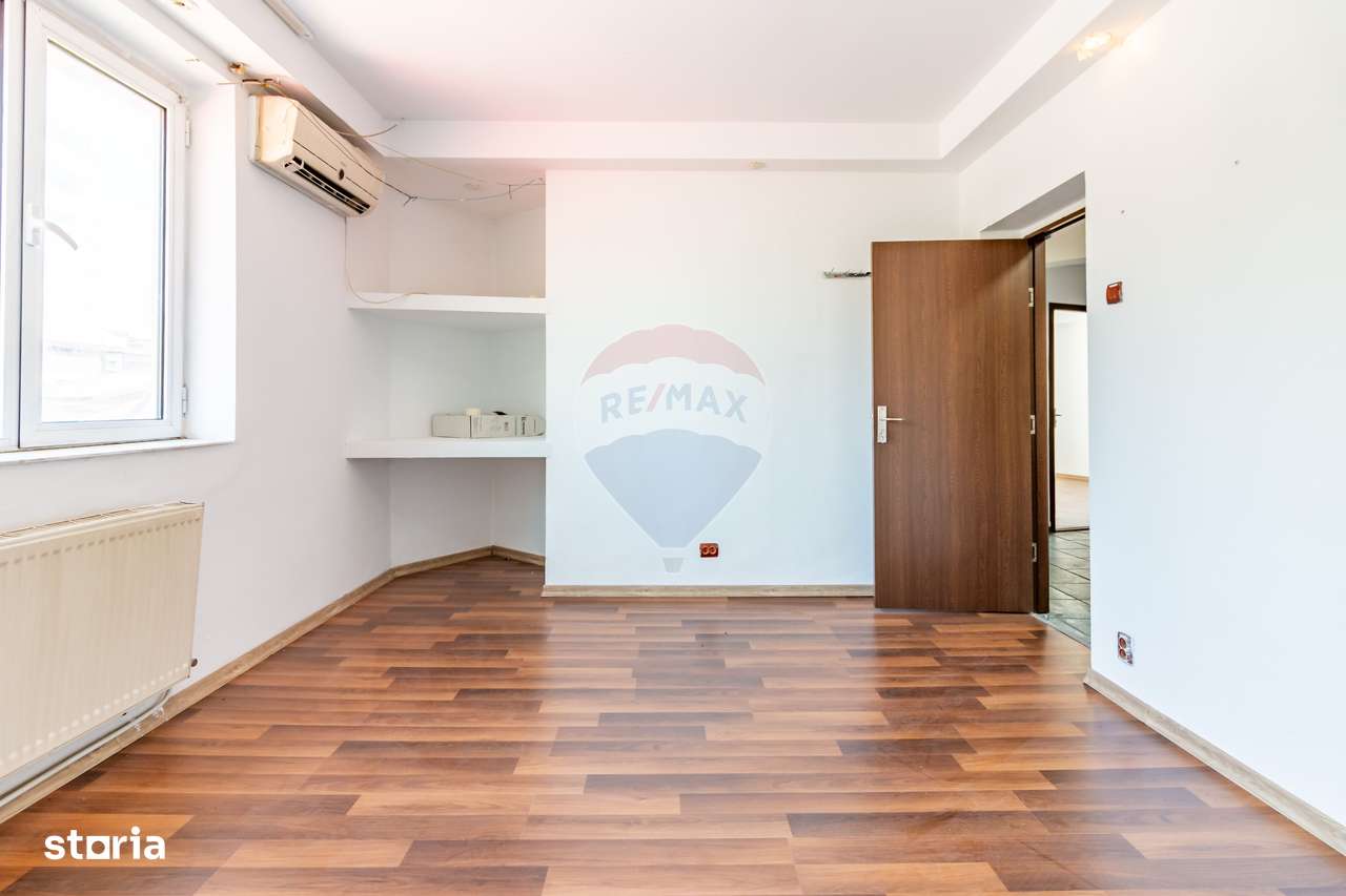 Casă / Vilă în zona Calea Calarasilor, ideal investitie, 6xparcare-18